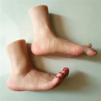 1 Par 3D Ogromne Silikonske Ženske Noge Model Seks-Lutke i Igračke Za Muškarce Veliki Veličina Štavljena Koža Bordo-Crvene Nokte Na Nogama Mogu Biti Pokretne