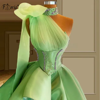 2021 Nova moda Zelena večernja haljina s visokim cutaway Kristali Duge haljine za žene Večernje haljine na jedno rame Vestidos