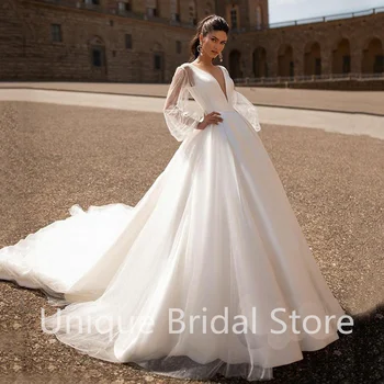 Elegantne vjenčanice princeze Seksi V-izrez u obliku Prijenosnih Dugim Rukavima s otvorenim leđima Aplicirano Berba satin vjenčanica 2021