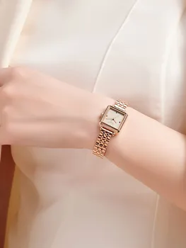 Mali kvadratni ženski sat Julius Japan Sat Mov't Elegantan modni sat Narukvica-lanac od Nehrđajućeg čelika Poklon kutija za djevojčice