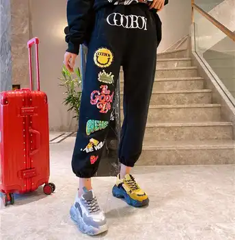 Ženska moda za Proljeće ženske sportske hlače s cartoonish po cijeloj površini Slatka šljokice Hlače za mlade dame Svakodnevne hlače Prekrasne crne uske hlače NZ05
